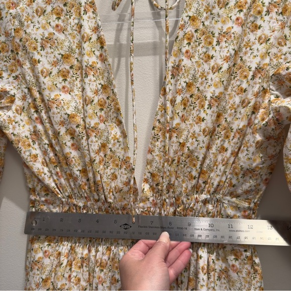 NWT- Significant Other Adele - Rosalie Print Yellow Floral Maxi Dress Size 2 - Picture 14 of 15